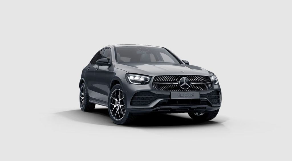 Mercedes-Benz GLC 300 — hlavná fotografia