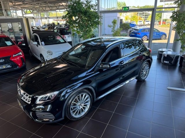Fahrzeugabbildung Mercedes-Benz GLA 250 4Matic AMG PANO KAM LED NAVI