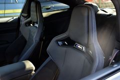 Fahrzeugabbildung BMW M4 Coupé Competition M Race Track Paket h/k
