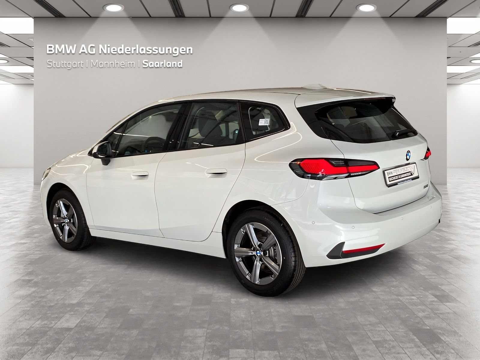 BMW 220 Active Tourer - Bild 2