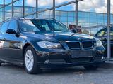 BMW 3 Touring 318i KLima PDC - BMW 318 aus 2007: Kombi