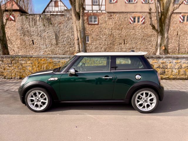 MINI Cooper S*Xenon*Navi*SHZ*Pano*Euro 5*