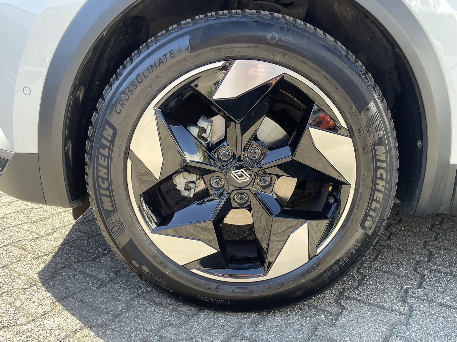 Fahrzeugabbildung Renault Captur Techno TCe 90