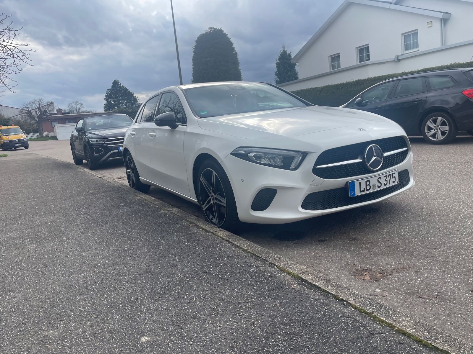 MERCEDES-BENZ A 200 -