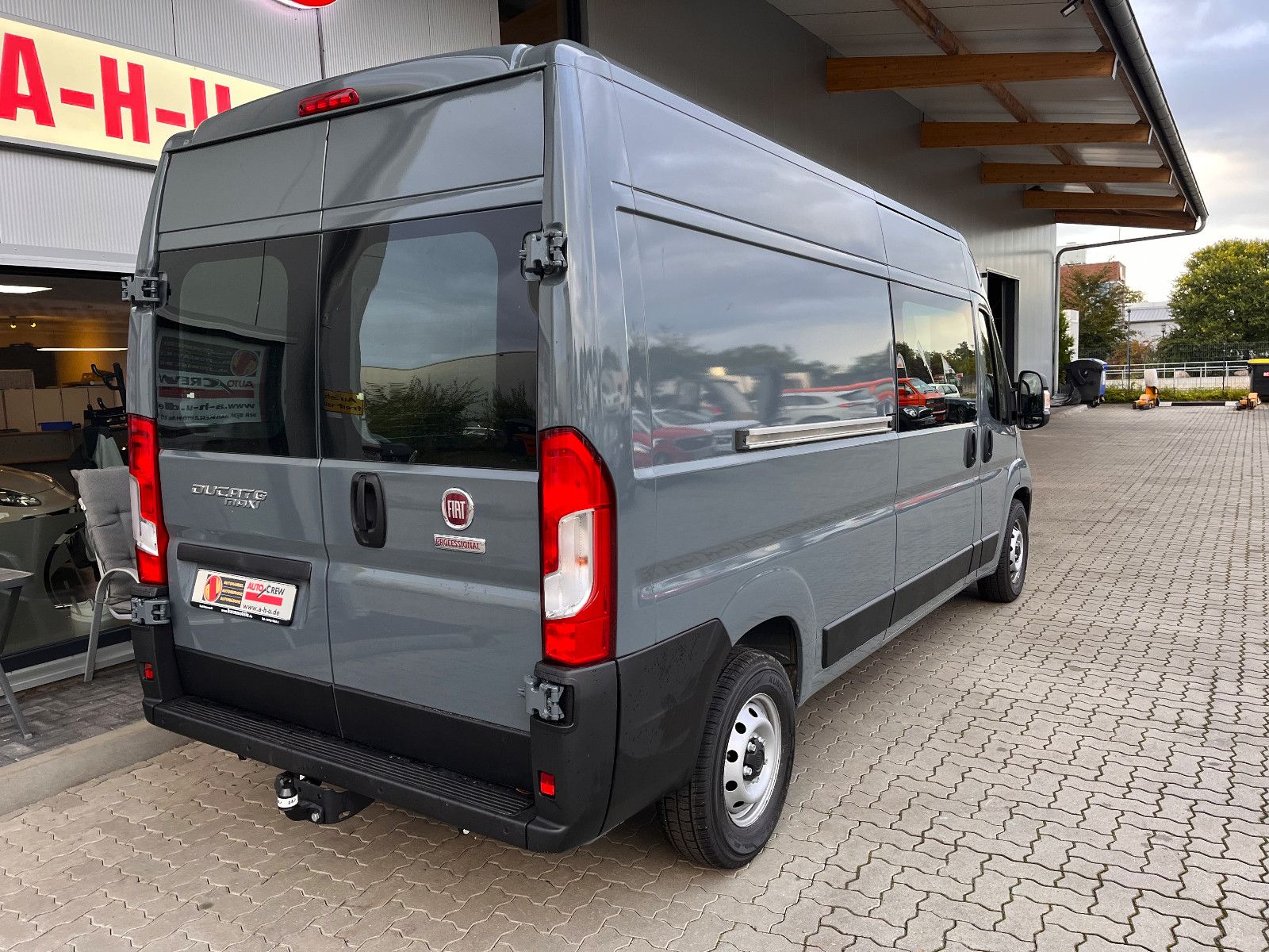 Fahrzeugabbildung Fiat Ducato Maxi Grossr.-Kasten 35 140 L4H2 teilvergl