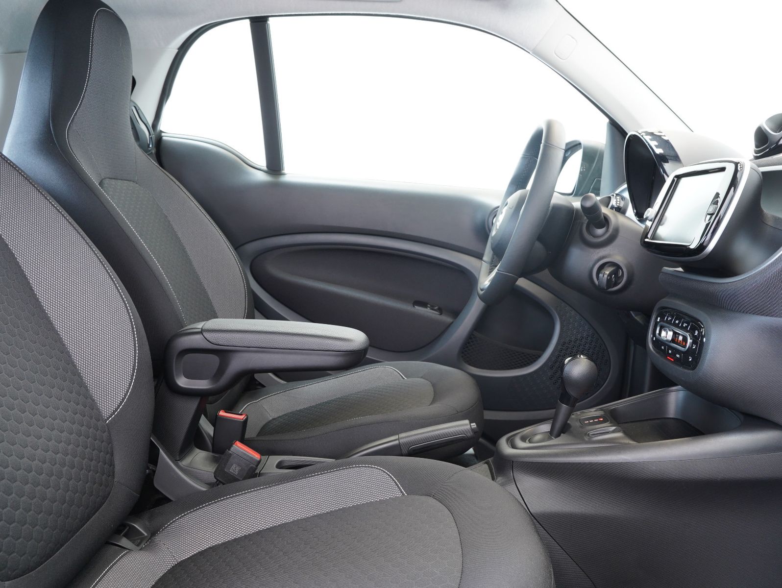 Fahrzeugabbildung Smart ForTwo coupé electric drive / EQ passion