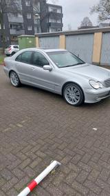 Mercedes-Benz Mercedes C Klasse 220CDI 3 Hand - Mercedes-Benz E 220 aus 2004: Cdi