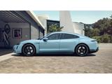 Porsche Taycan Turbo S Burmester PDCC Sport InnoDrive - Porsche Taycan in Stuttgart