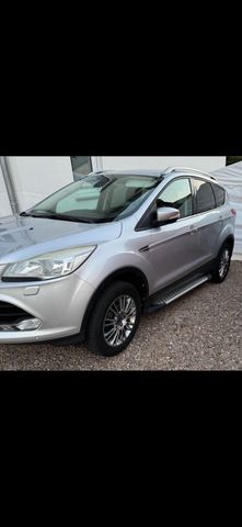 Ford Kuga Allrad, Sitzheizung, 8 Reifen