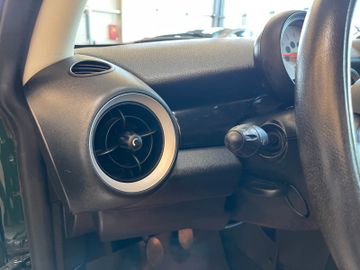 MINI Cooper *SHZ*PDC*NAVI*TEMPOMAT*LEDER*