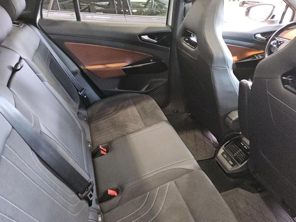 ID.4 Pro Perfor. Max AHK/Wärmepumpe/Pano/360°CAM