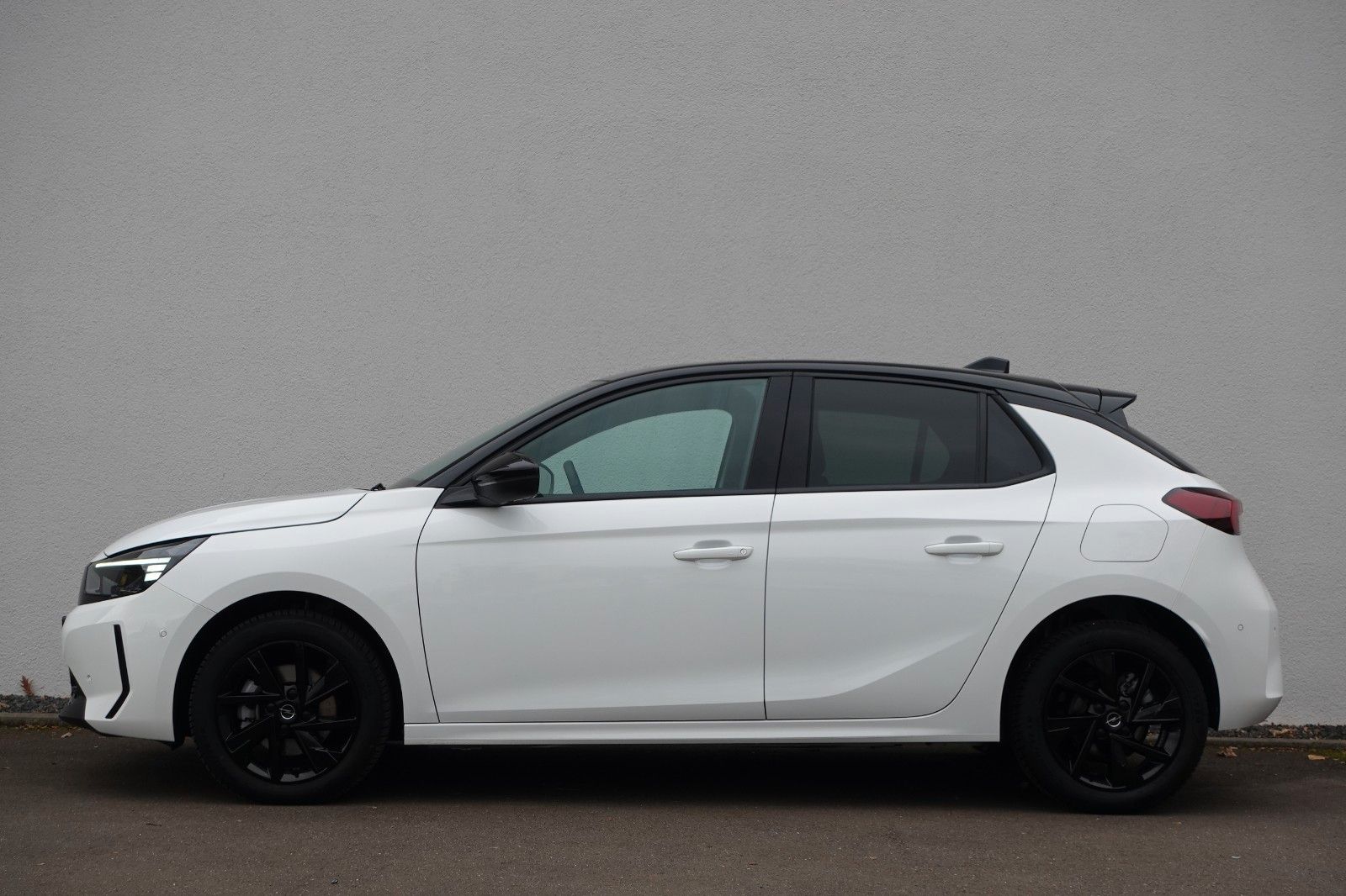 Fahrzeugabbildung Opel Corsa 1.2Turbo GS Allwetter,SHZ,Kamera,PDC,Navi