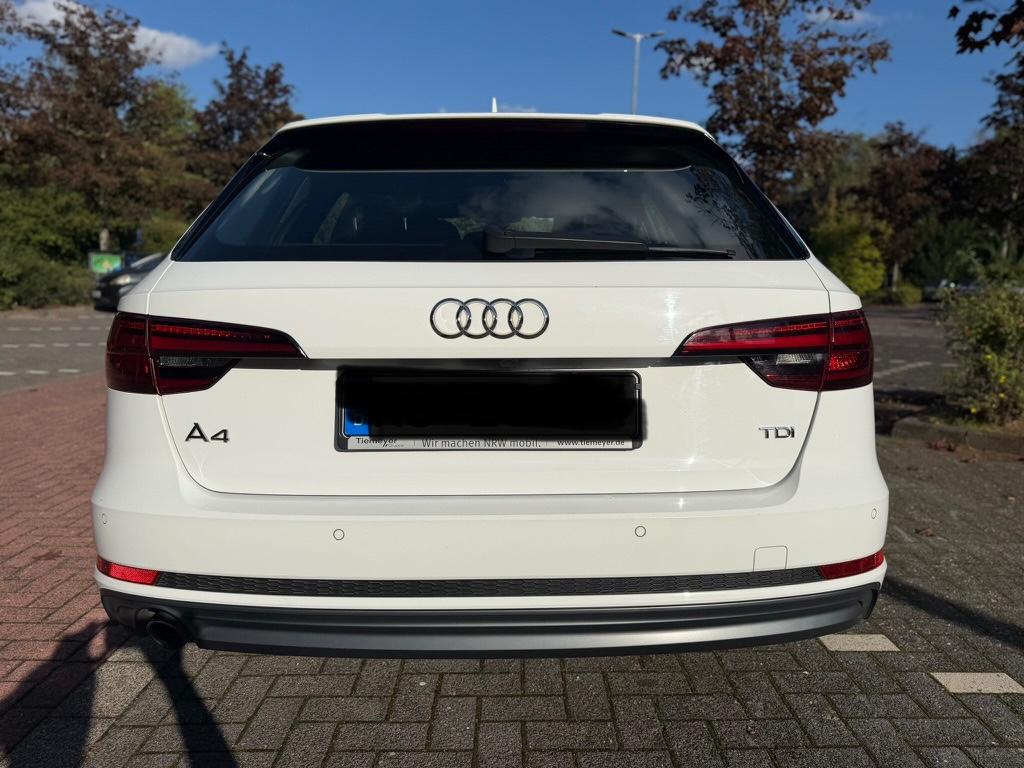 Audi A4 2.0 TDI S tronic Avant S-Line - TOP gepflegt