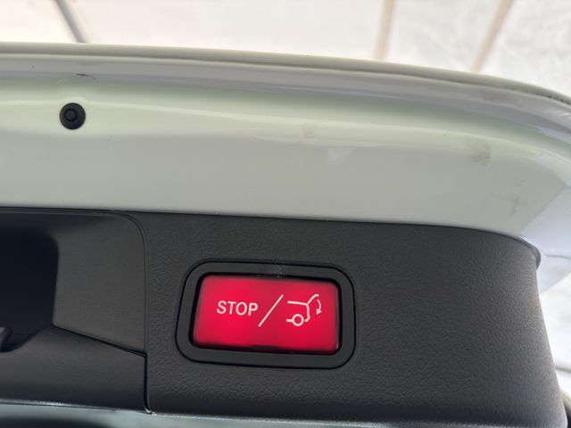 Fahrzeugabbildung Mercedes-Benz B 180 Automatik+LED+Kamera+Navi+AHK+Spur