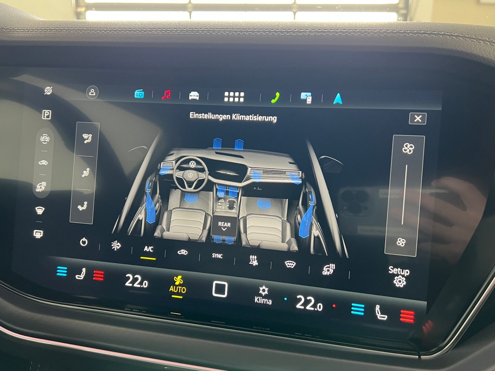 Fahrzeugabbildung Volkswagen Touareg R-Line 3.0 V6 TDI 4MOTION *Luftfederung,