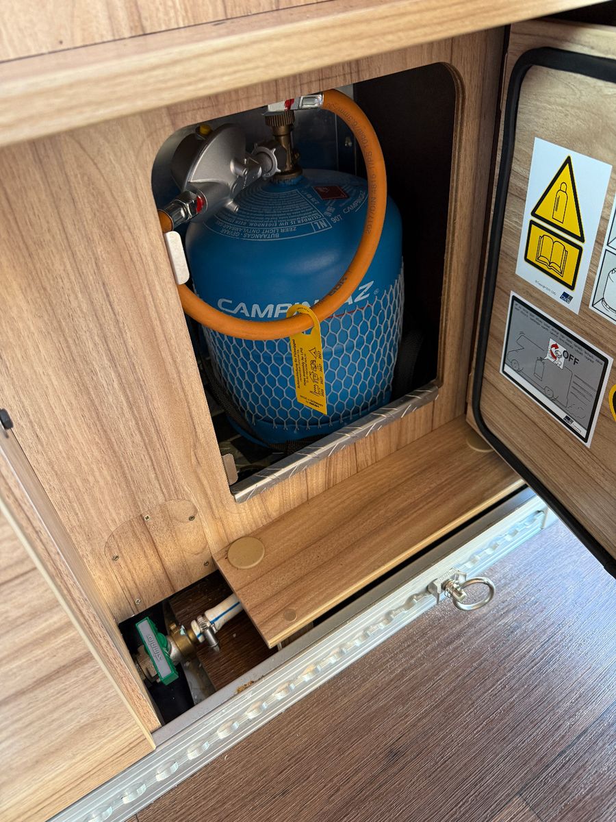 Fahrzeugabbildung HYMER / ERIBA / HYMERCAR Sydney GT 60 Limited