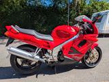 Honda VFR 750 RC36 - HONDA VFR750R