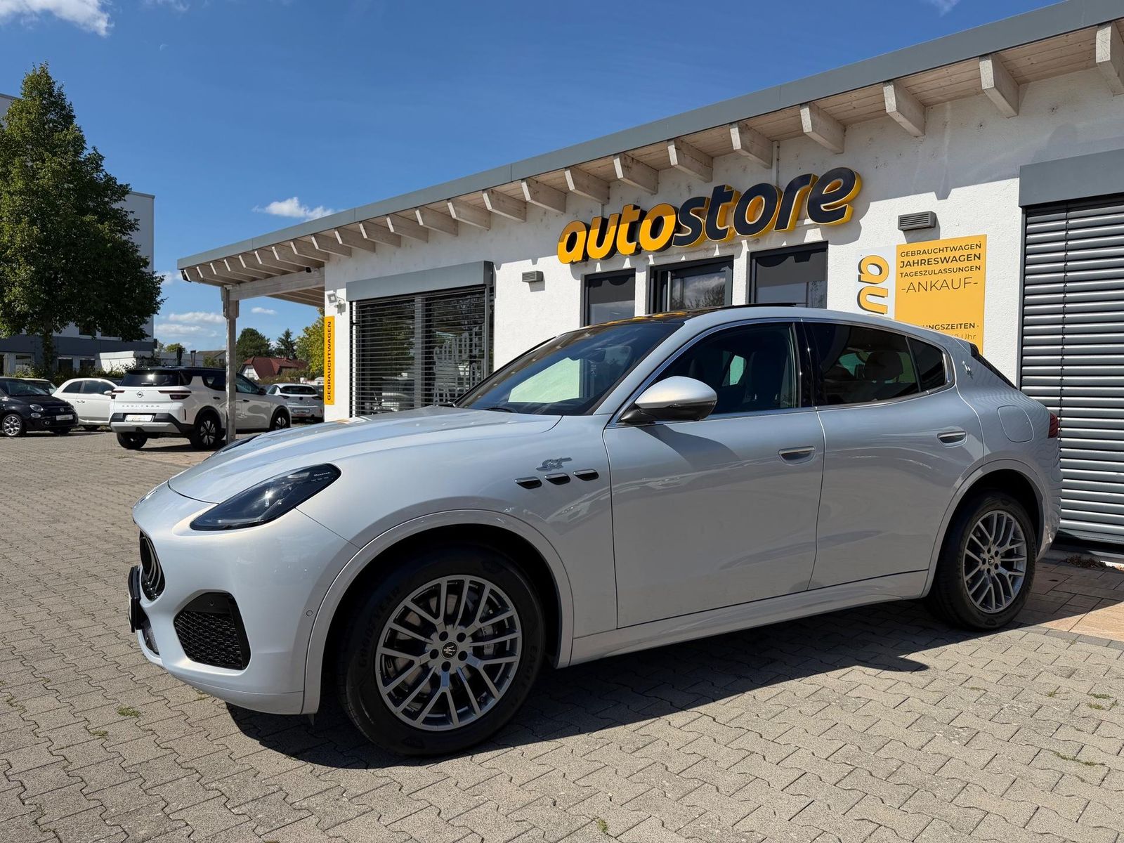 Maserati Grecale GT Hybrid AWD Pano HUD Kamera 360° foto 1