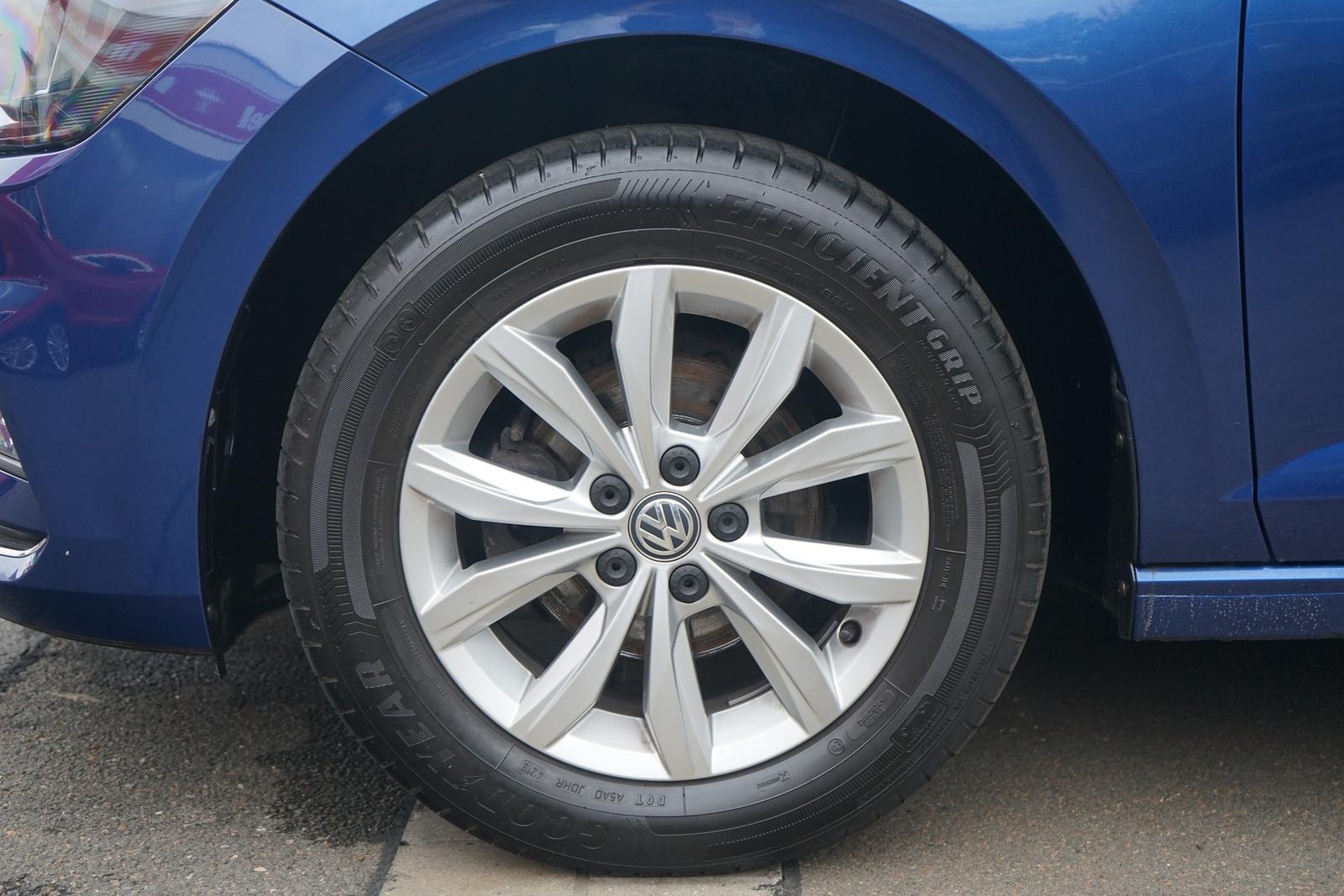 Volkswagen Polo 1.0 Navi Sitzheizung Freisprechanlage DAB, миниатюра 27