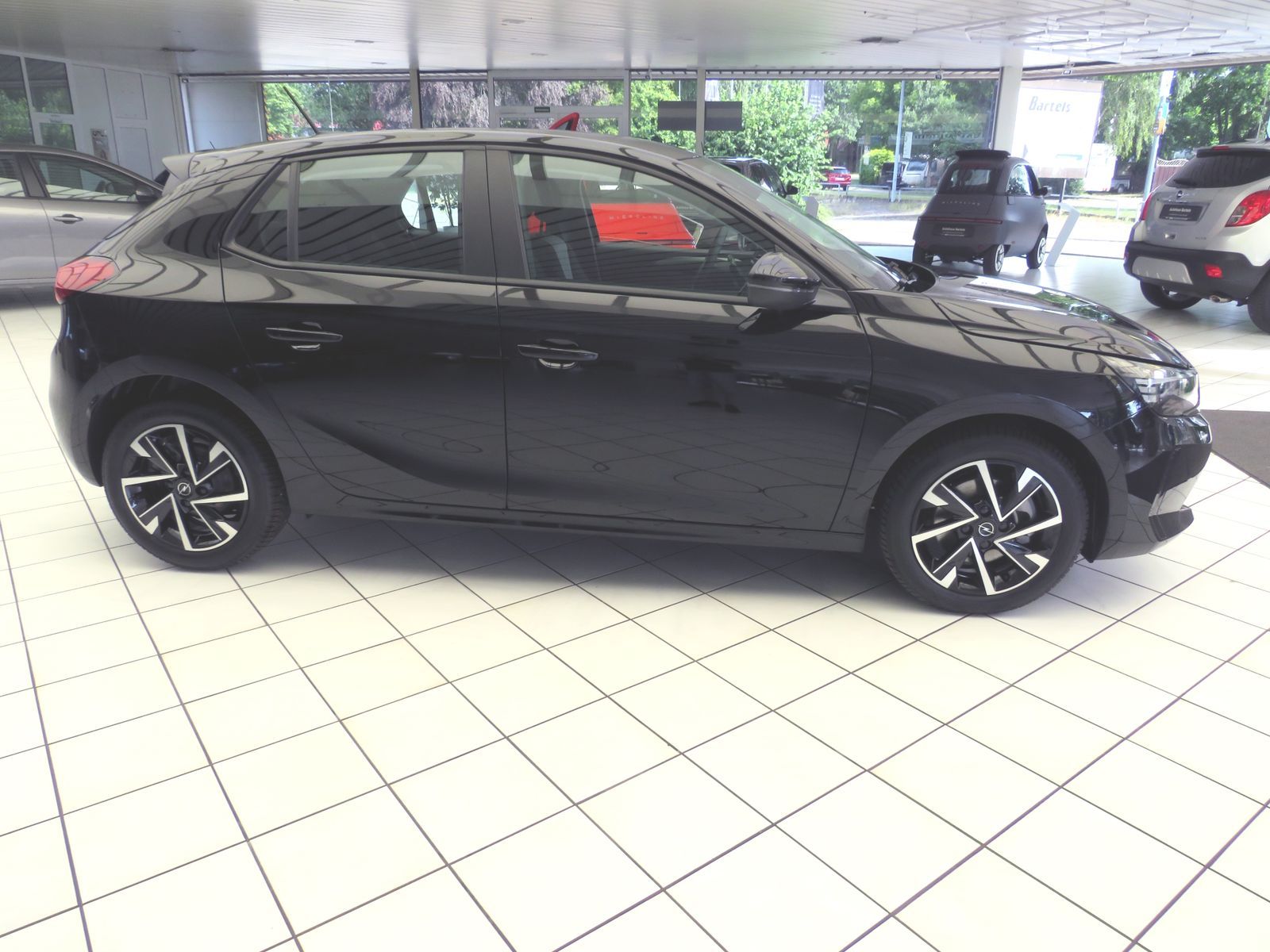 Opel Edition 1.2 Direct Injection Turbo 6-Gang Sch... imagem 2