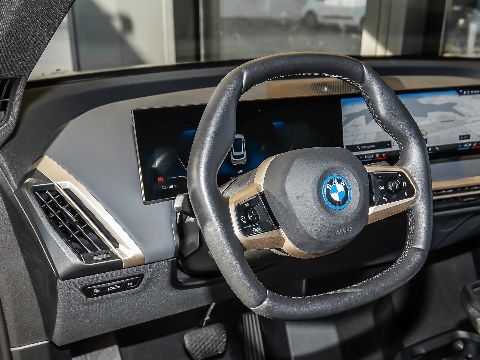 BMW iX - Bild 19