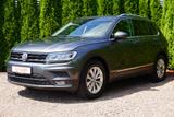 Volkswagen Tiguan 1.5 TSI DSG LED ACC Navi Tempomat PDC USB - : Geländewagen, Us