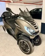 Peugeot Metropolis 400i SW | 2275 km | 1. Hand | Topcase - Angebote