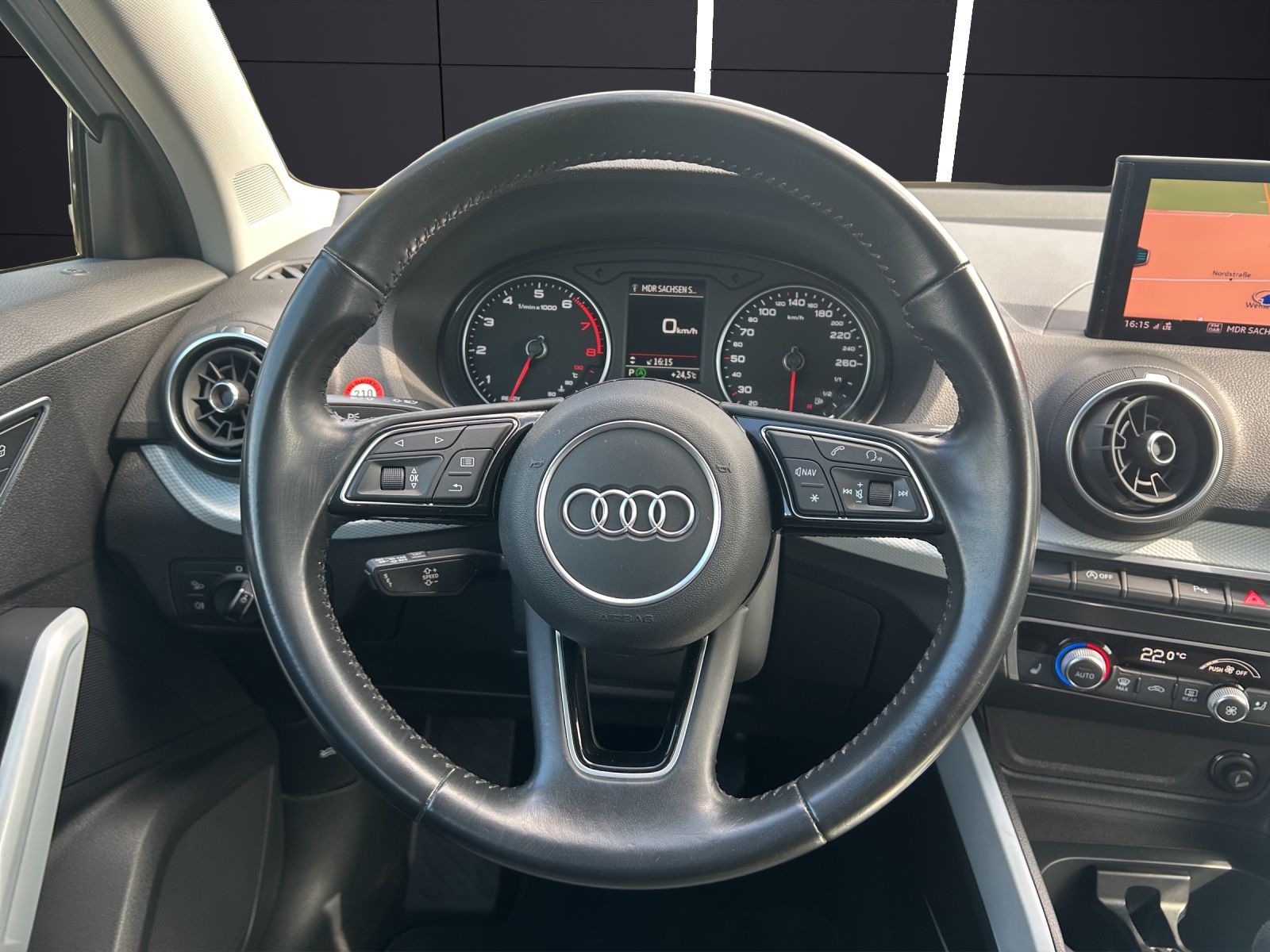 Fahrzeugabbildung Audi Q2 35 TFSI design S tronic LED NAVI SHZ GRA