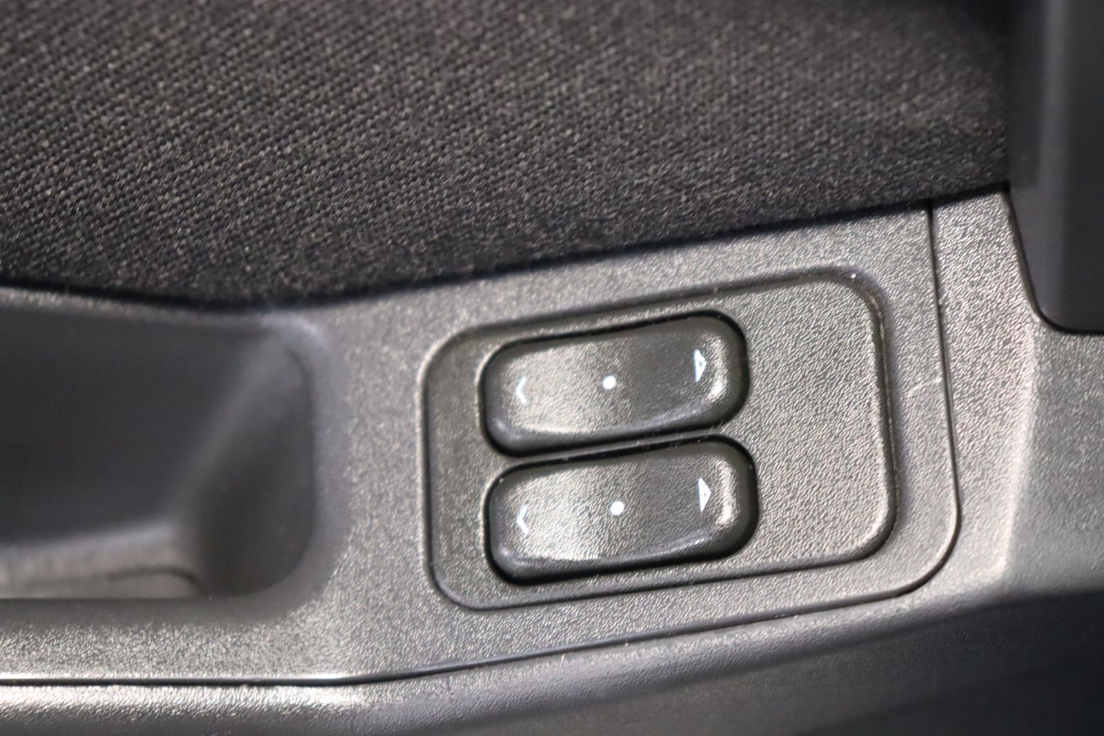 Fahrzeugabbildung Opel Meriva 1.4 HU/AU 11.26 Edition