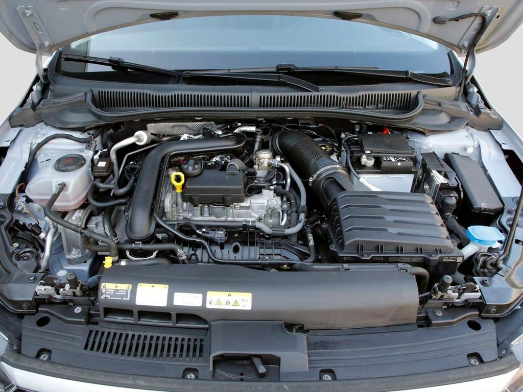 Volkswagen Polo VI 1.0 TSI DSG Goal 15"ACC Navi SHZ LED