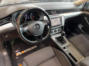 Volkswagen Passat Variant  *1.HAND*NAVI*APS*AHK*LED*SMARTL*