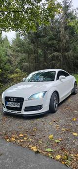 Audi TT8j 2.0 tfsi Coupé - Audi TT in Bonn