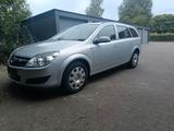 Opel Astra 1.7 Diesel - Opel Astra aus 2009 mit Diesel-Antrieb: Kombi, 1.7