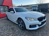 BMW 740 d xDrive 320 PS M-Paket HUD DAB LED Leder - BMW 7er Reihe mit Diesel-Antrieb: Limousine, Automatik