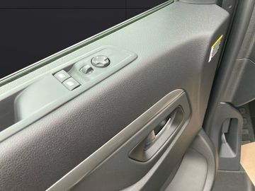 Opel Zafira Life - 7