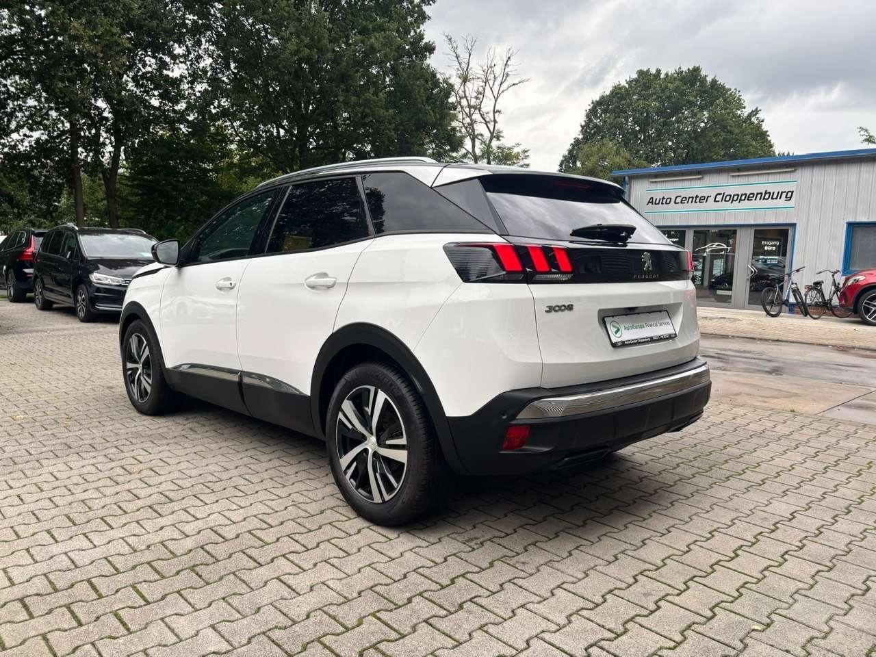 Peugeot 3008 1,2 / e-THP / PureTech / Automatik /  Allur