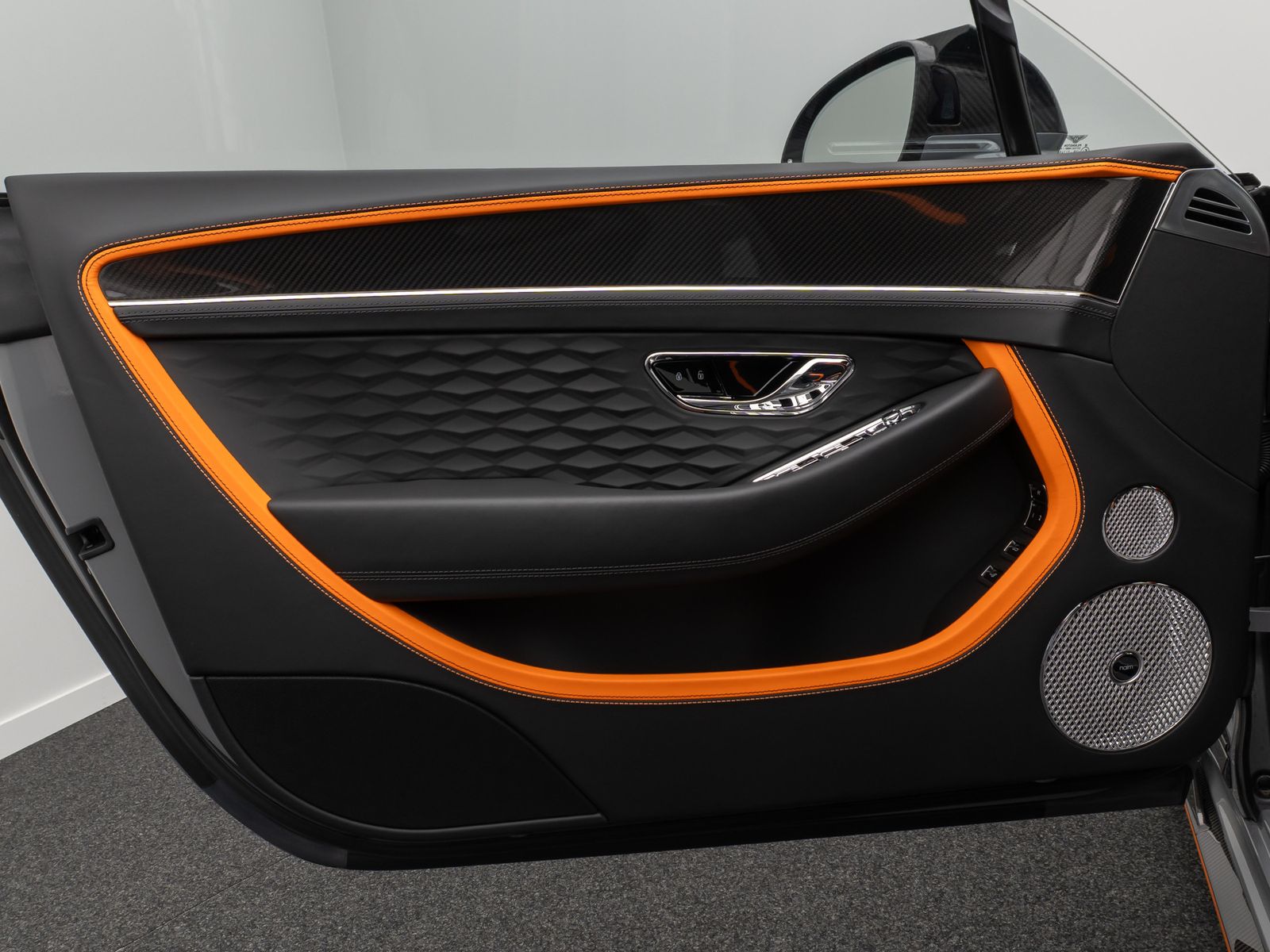 Fahrzeugabbildung Bentley Continental GT MANSORY 1of1 Speed First Edition