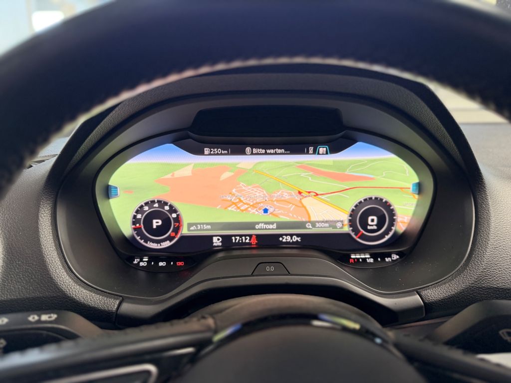 AUDI Q2 35 TFSI/SPORT/VIRTUELLES/ACC/LED AUDI Q2 35 TFSI/SPORT/VIRTUELLES/ACC/LED