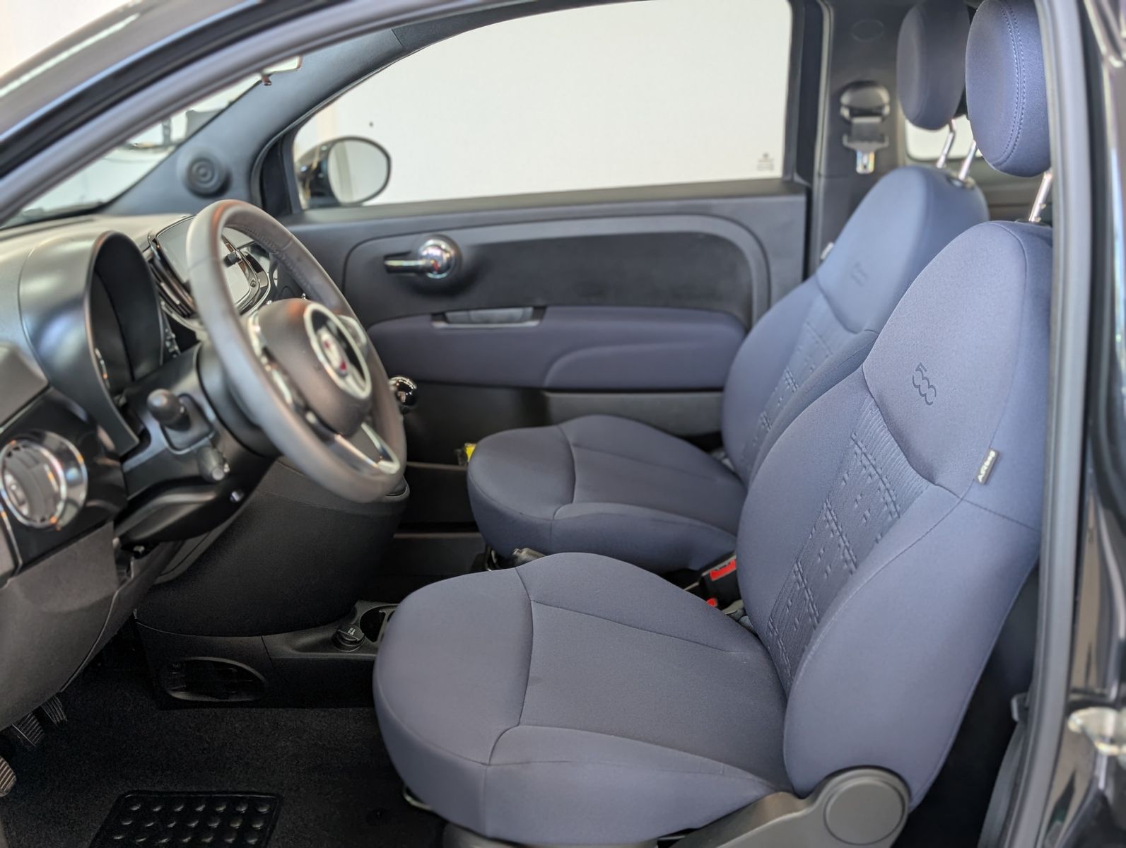 Fahrzeugabbildung Fiat 500 GSE 1,0 Mild-Hy Comfort-Pack Tech-Pack Temp