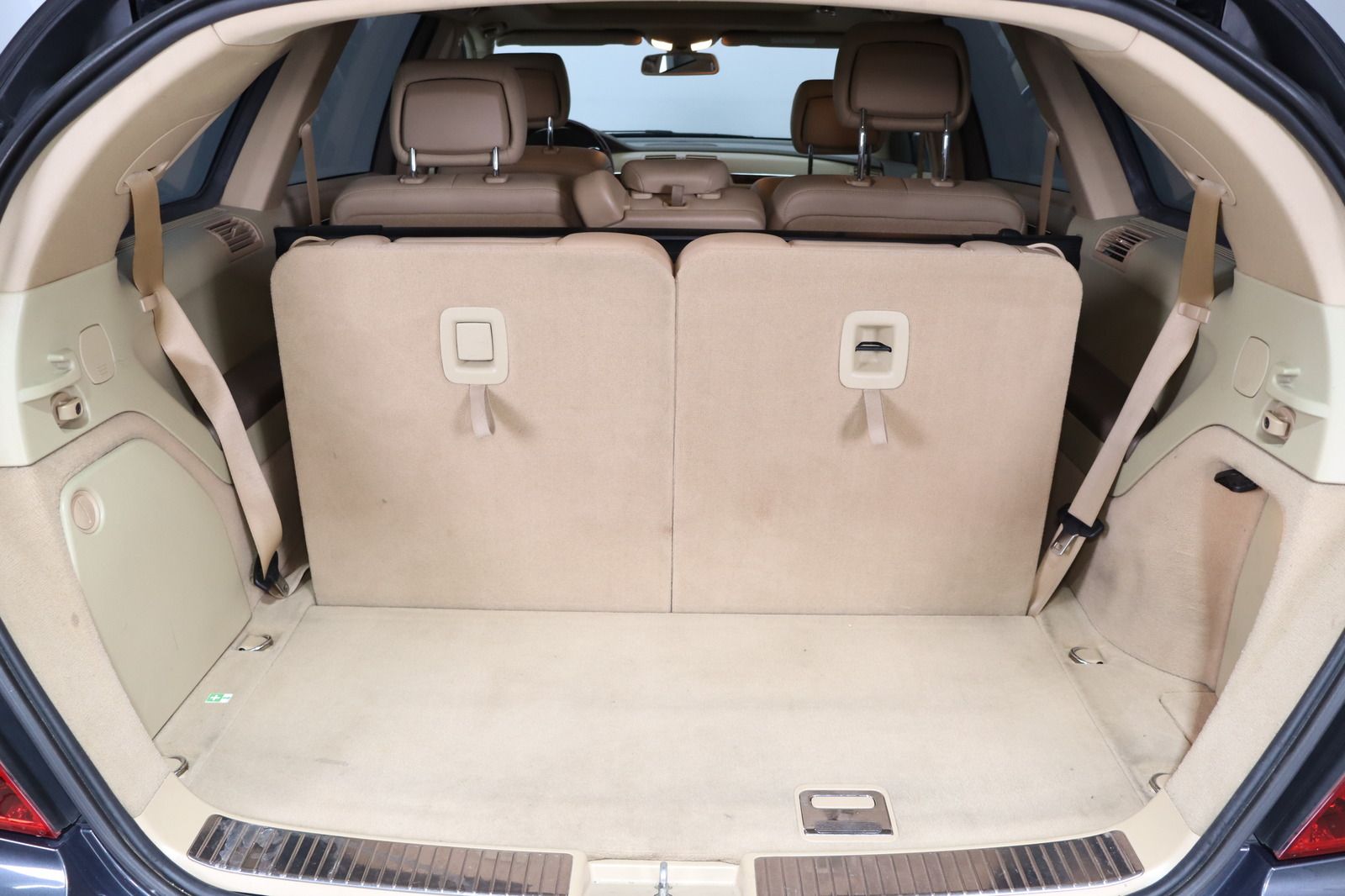 Fahrzeugabbildung Mercedes-Benz R 350 CDI 4MATIC lang * DIS * Pano * 7-Sitze