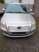 Toyota Avensis Kombi 2.2 D-CAT 177 PS - Toyota Avensis: D Cat