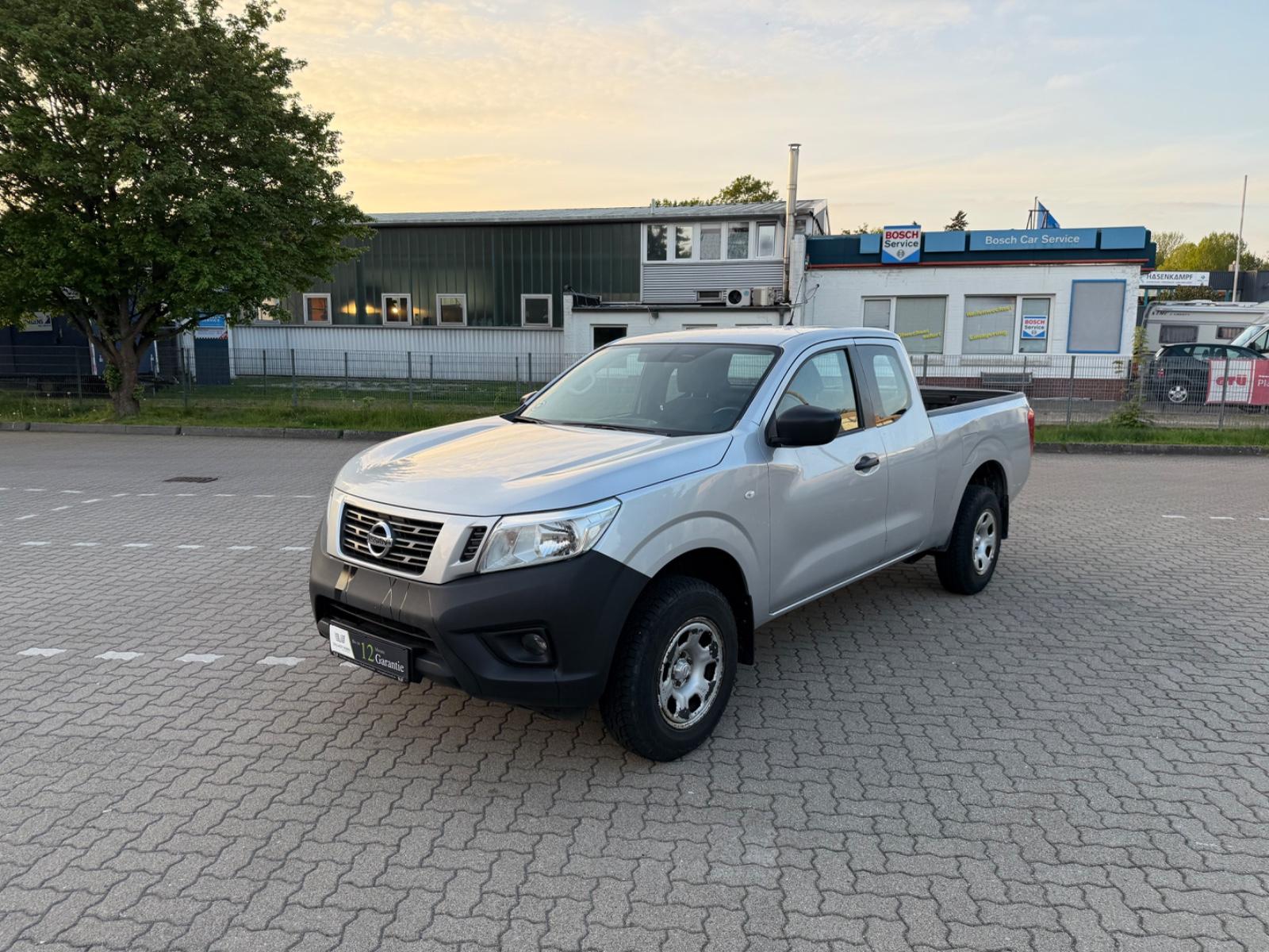 Nissan Navara 2,3 DCI N-Guard King Cab 4x4 AHK Tempom.