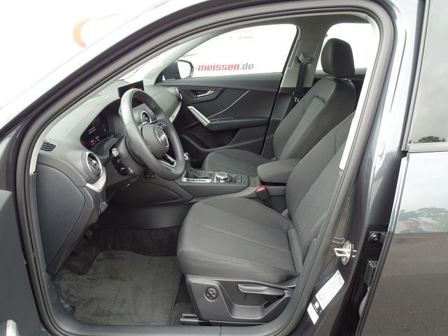 Q2 35 TFSI S-tronic advanced