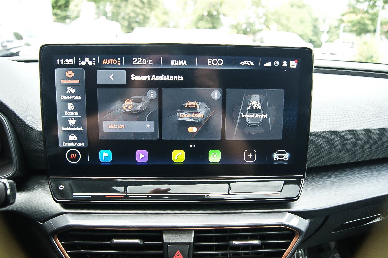 Fahrzeugabbildung CUPRA Leon Sportstourer e-Hybrid PANORAMA CARPLAY ACC