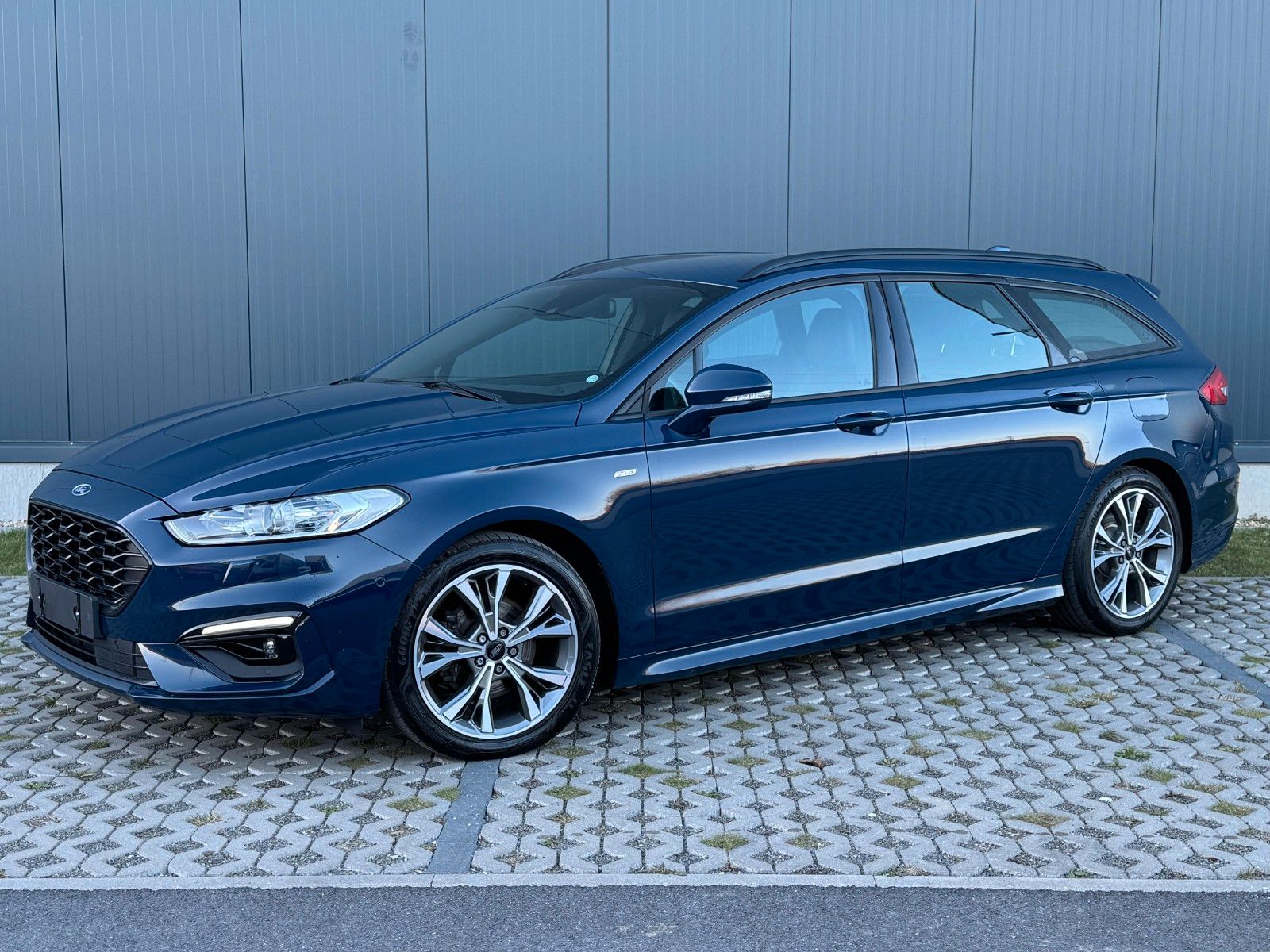 Ford Mondeo*Turnier*ST-AHK*Kamera*Keyless*8-Fach* imagem 2