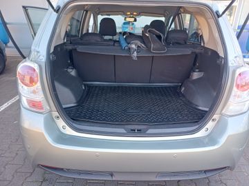 Toyota Verso - 7