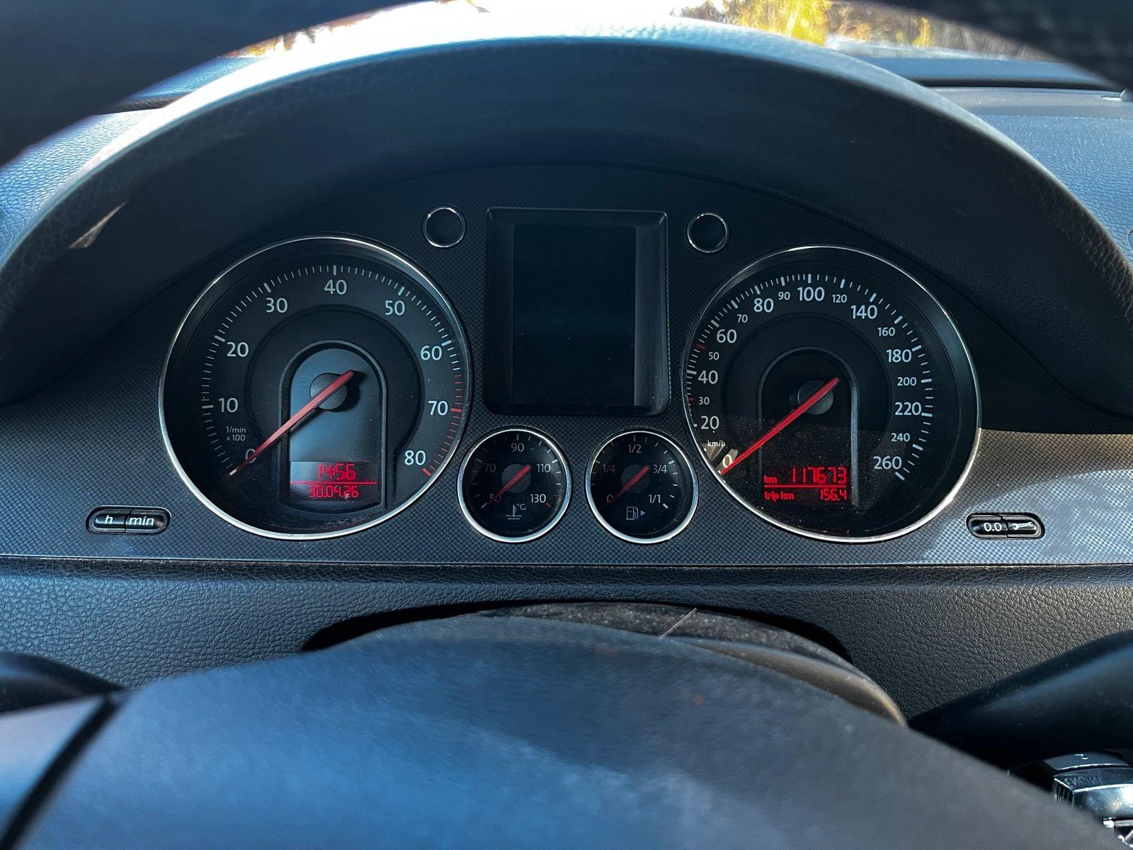 Volkswagen Passat 2006 — photo 14