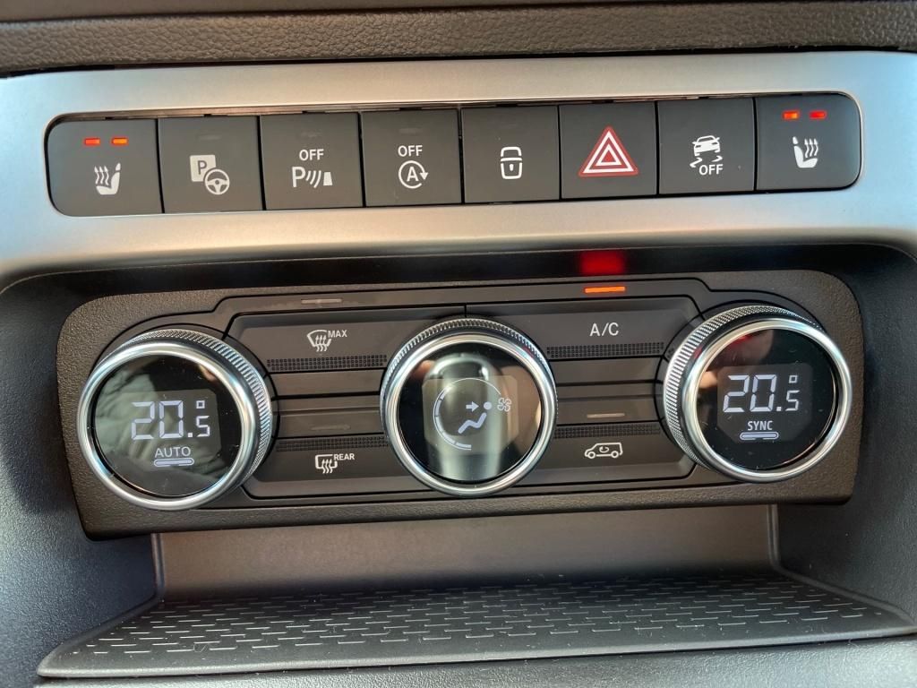 Fahrzeugabbildung Mercedes-Benz T 180 d Edition Standard LED NAVI RFK, WinterP