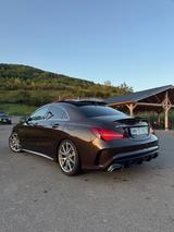 Mercedes-Benz CLA 45 AMG Mercedes-AMG CLA 45 4MATIC DCT Me... - Mercedes-Benz CLA 45 AMG: Coupe