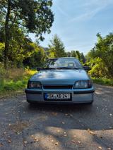 Opel Kadett E Stufenheck 2.0i 16V C20XE  - Opel Kadett mit Benzin-Antrieb: Limousine, 1.2